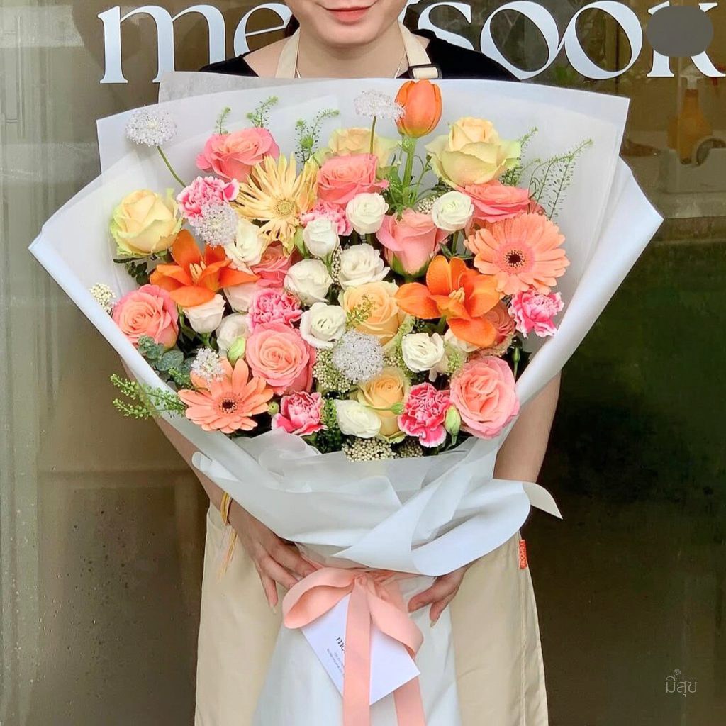 ดอกไม้สดหน้าร้านมีสุข