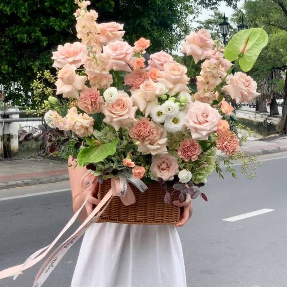 ตะกร้าดอกไม้ Modern Elegance ไซส์ XL มุมกว้าง