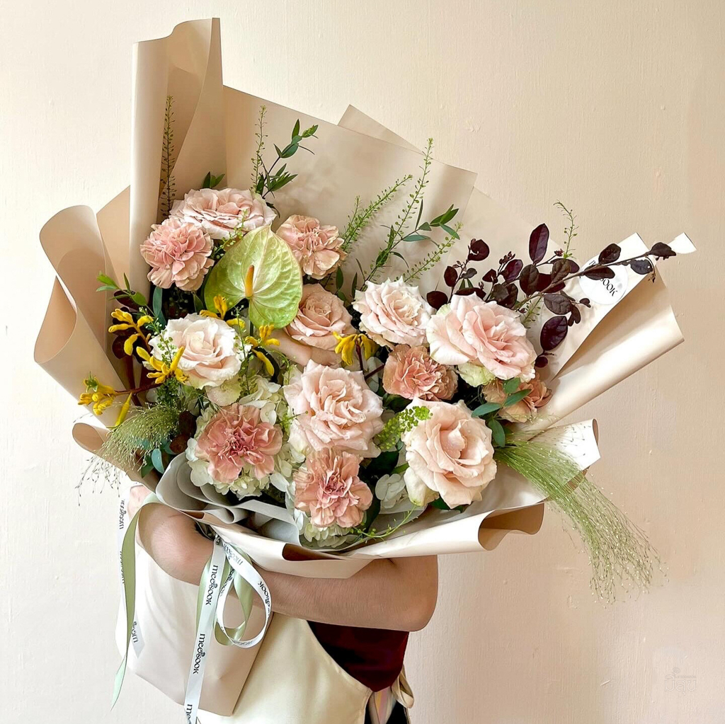 GE-B06 ช่อดอกไม้โทนเอิร์ธและเขียว Gentle Elegance